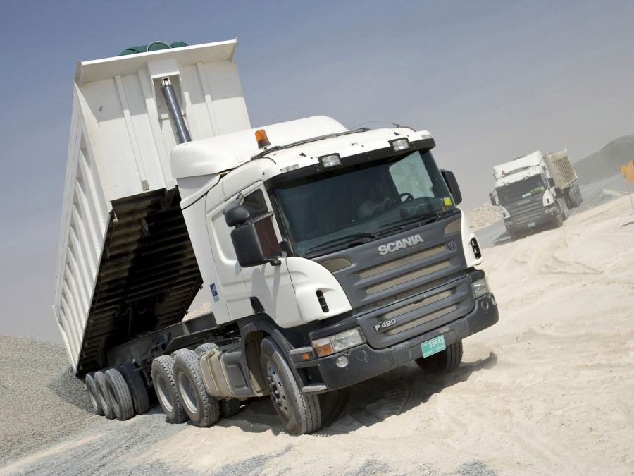  Scania P420 6x4 2004 года  (фото 1 из 6)